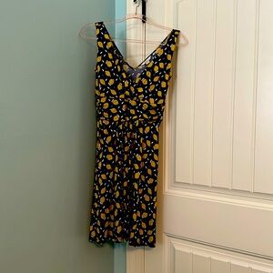 Boden Lemon print Navy V-Neck Jersey Dress with awesome pockets!